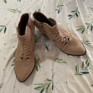 Tan heeled boots